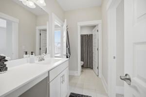 123 Hewitt Street Photo 42