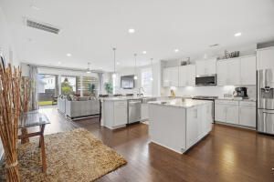 123 Hewitt Street Photo 82
