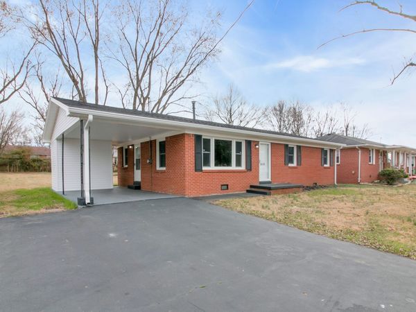 3610 Gale Ln, Hopkinsville, KY 42240