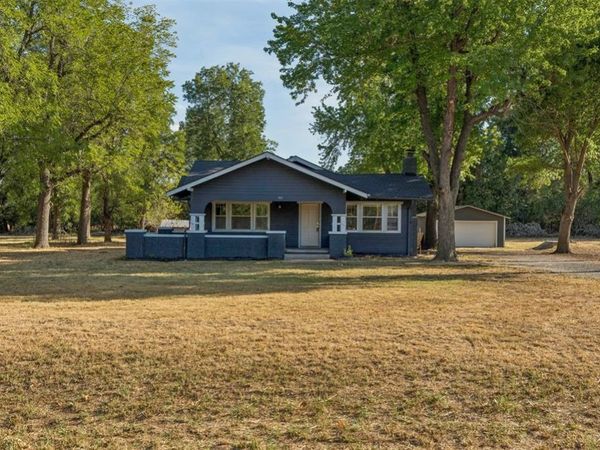 401 E Van Buren Street, Crescent, OK 73028