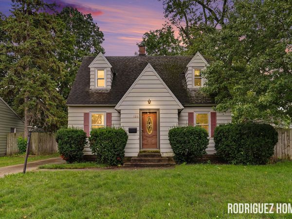 120 W 28th Street, Holland, MI 49423
