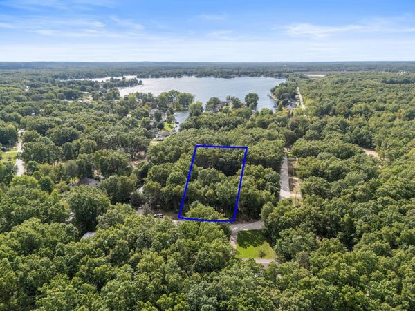 V/L Seneca Dr., Howard City, MI 49329