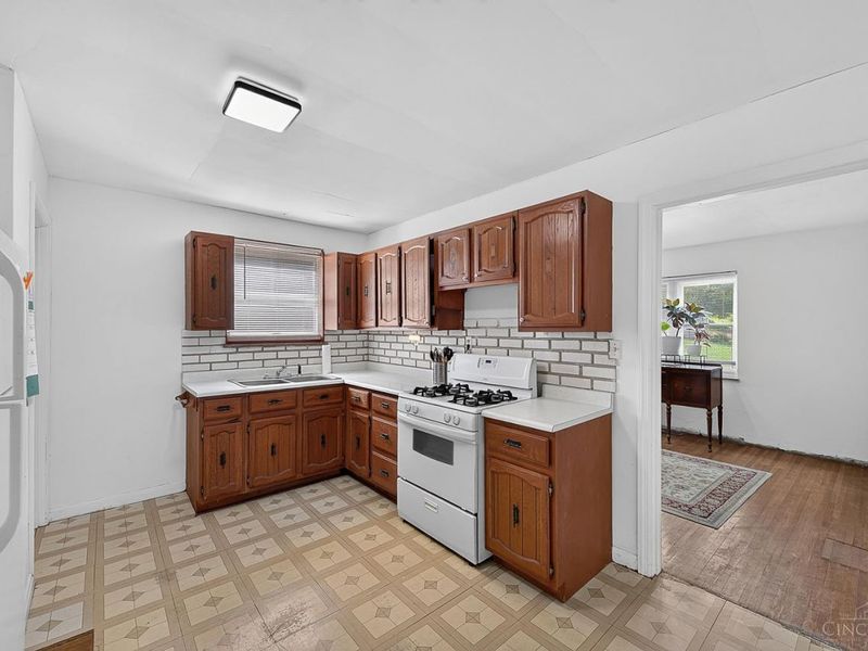 204 E Mechanic Street, Reading, OH 45215 Photo 10
