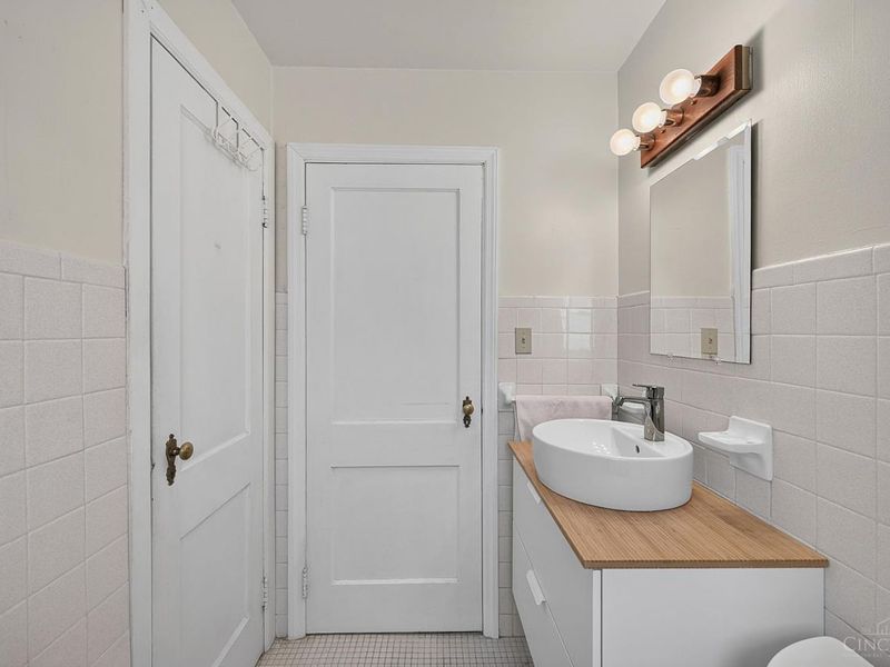 204 E Mechanic Street, Reading, OH 45215 Photo 14