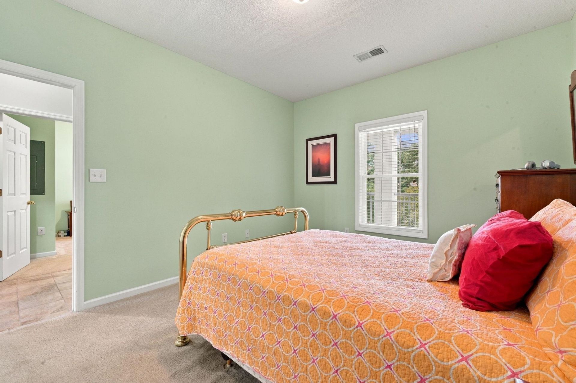 2060 Cross Gate Blvd.  Photo 11