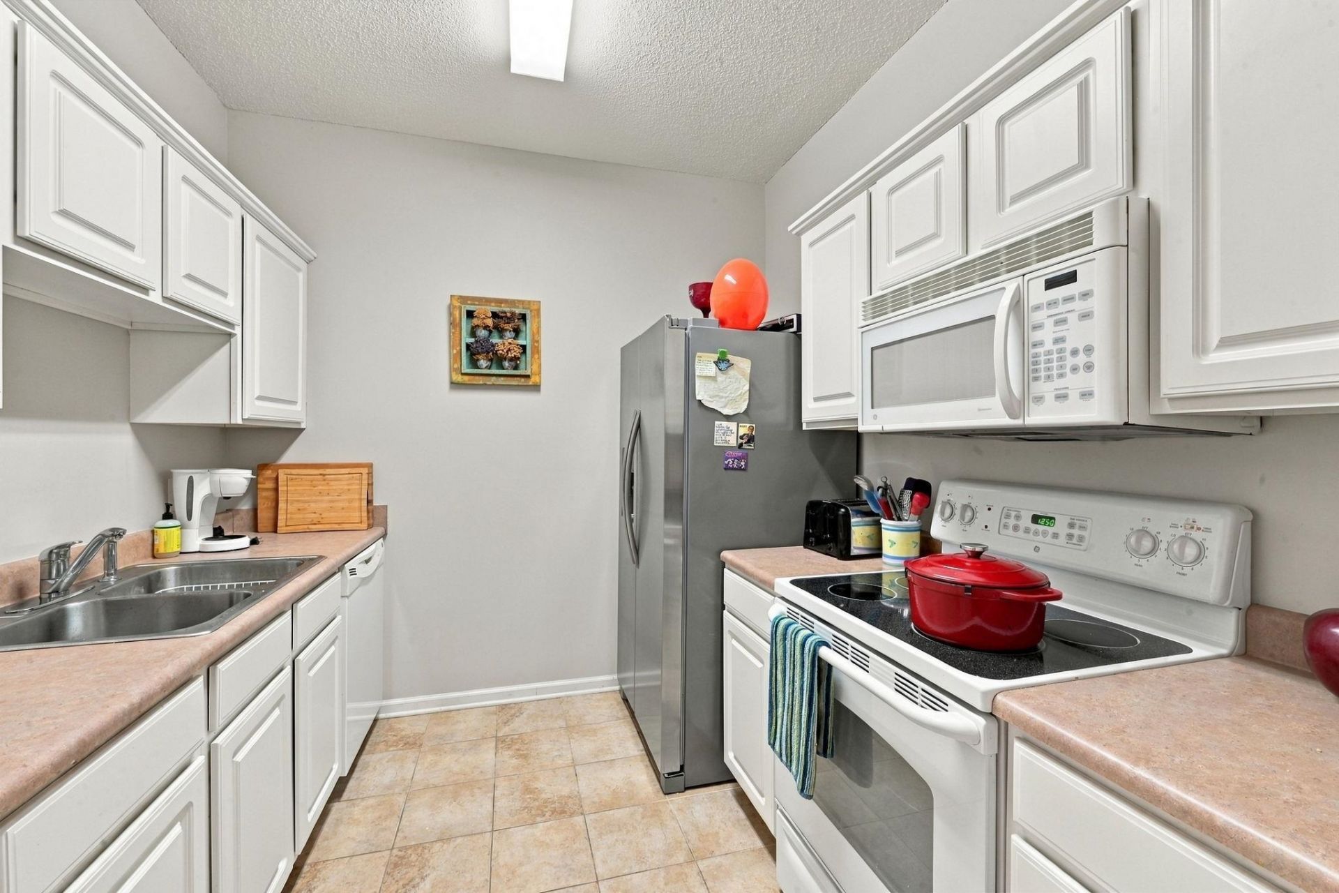 2060 Cross Gate Blvd.  Photo 15