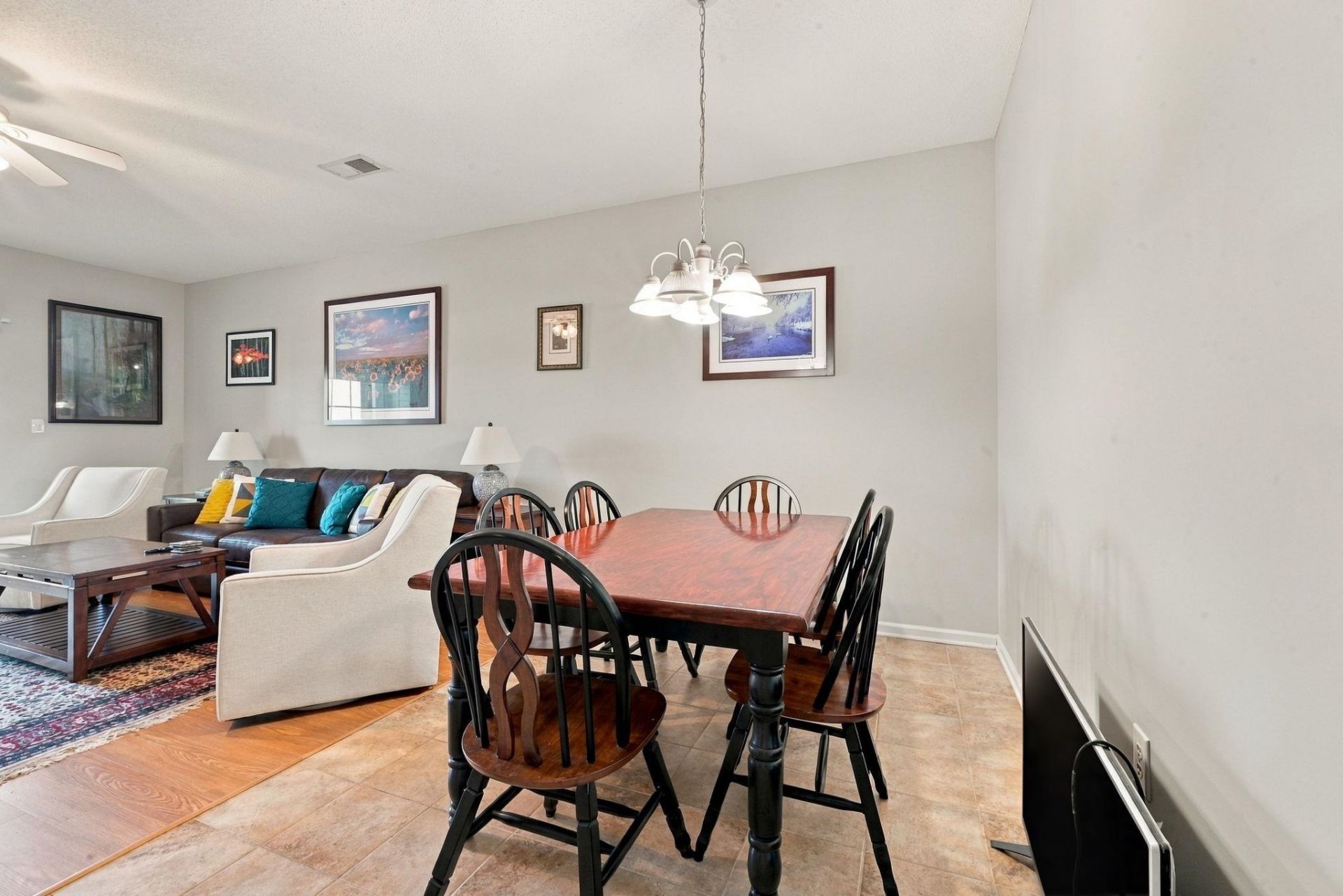 2060 Cross Gate Blvd.  Photo 19