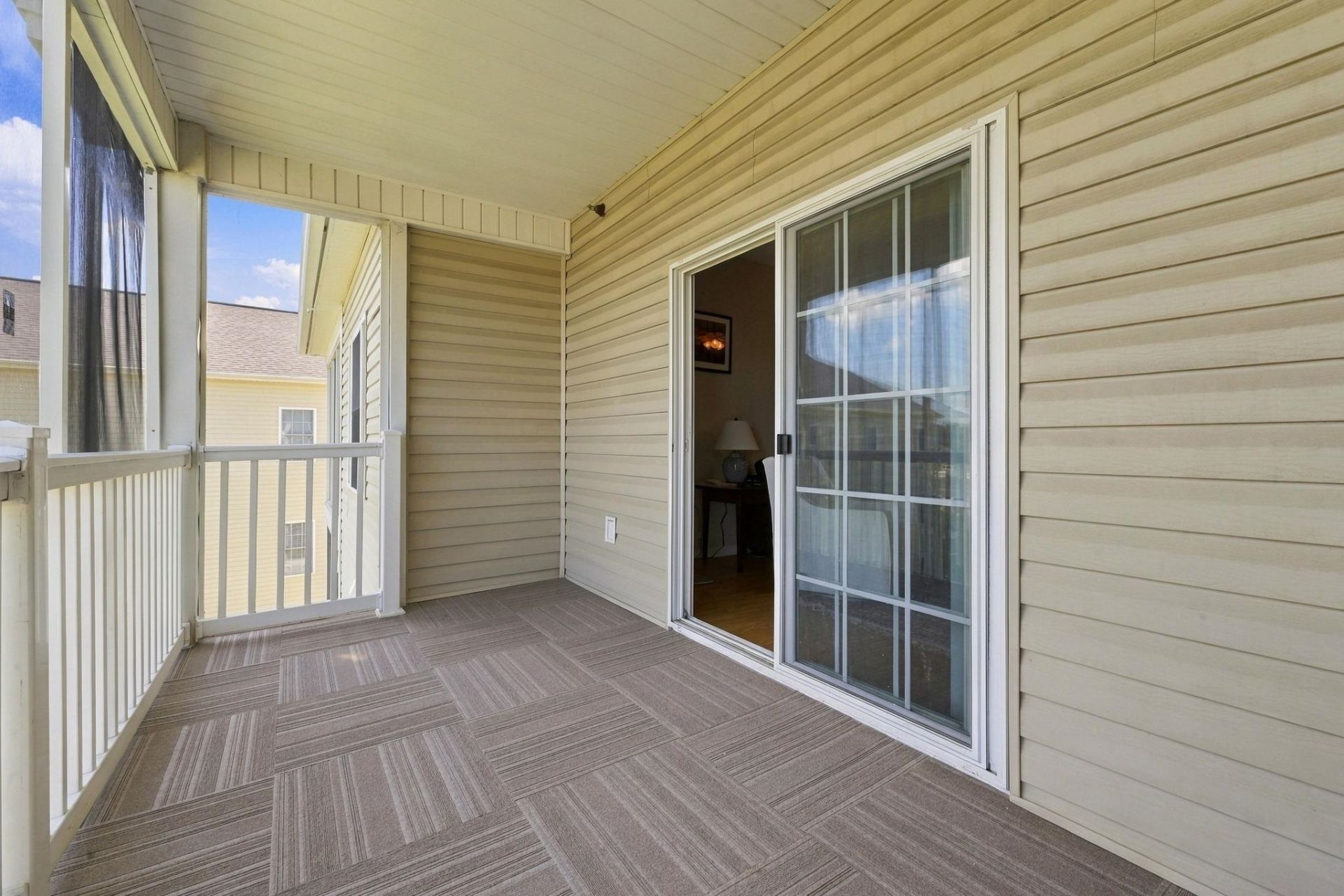 2060 Cross Gate Blvd.  Photo 31