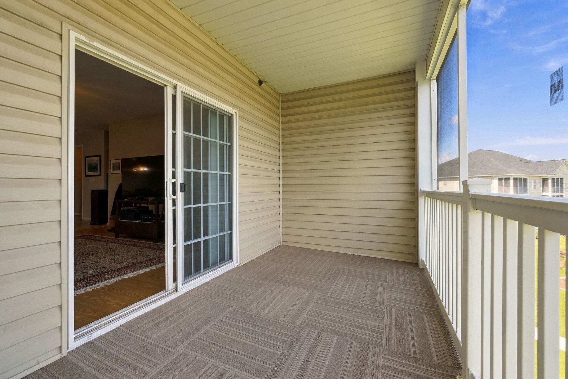 2060 Cross Gate Blvd.  Photo 32