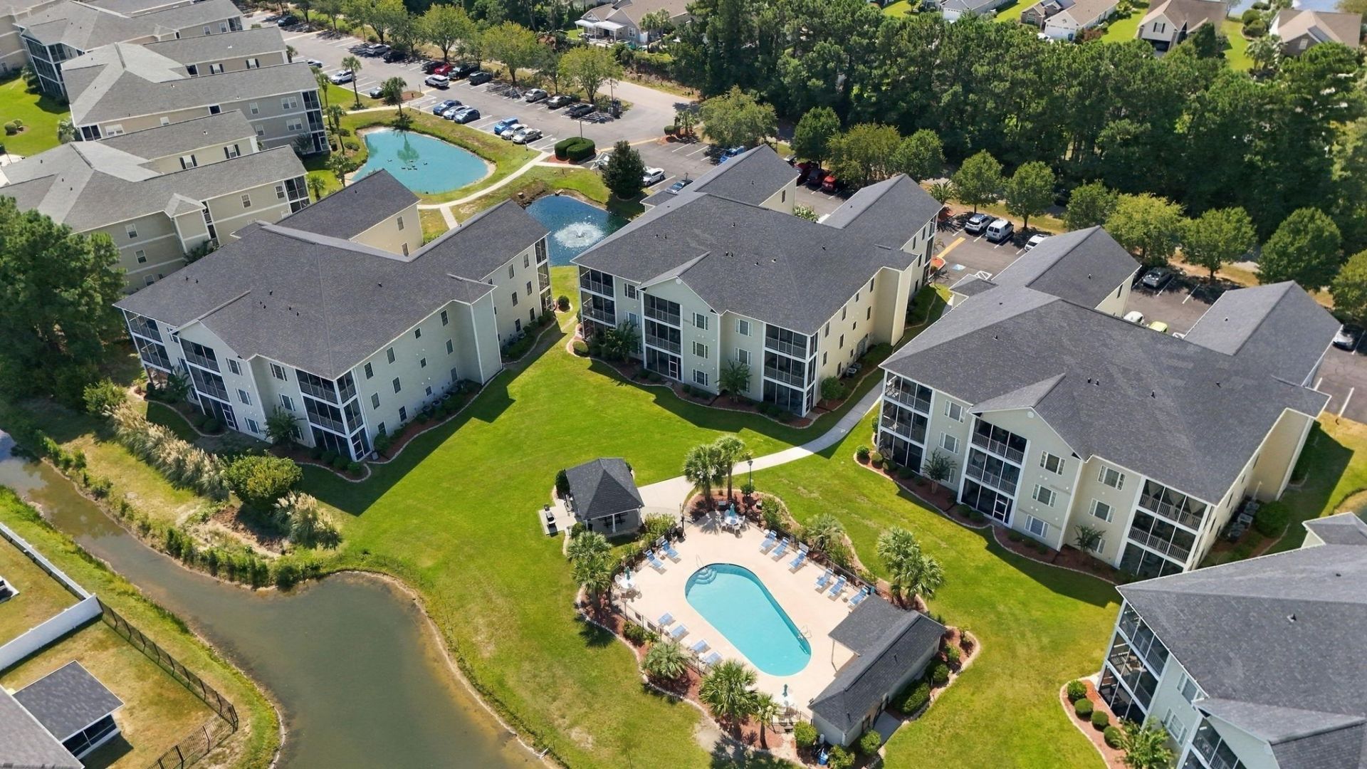 2060 Cross Gate Blvd.  Photo 5