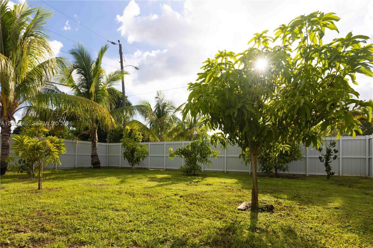 4301 SW 85th Ave , Miami, FL 33155 Photo