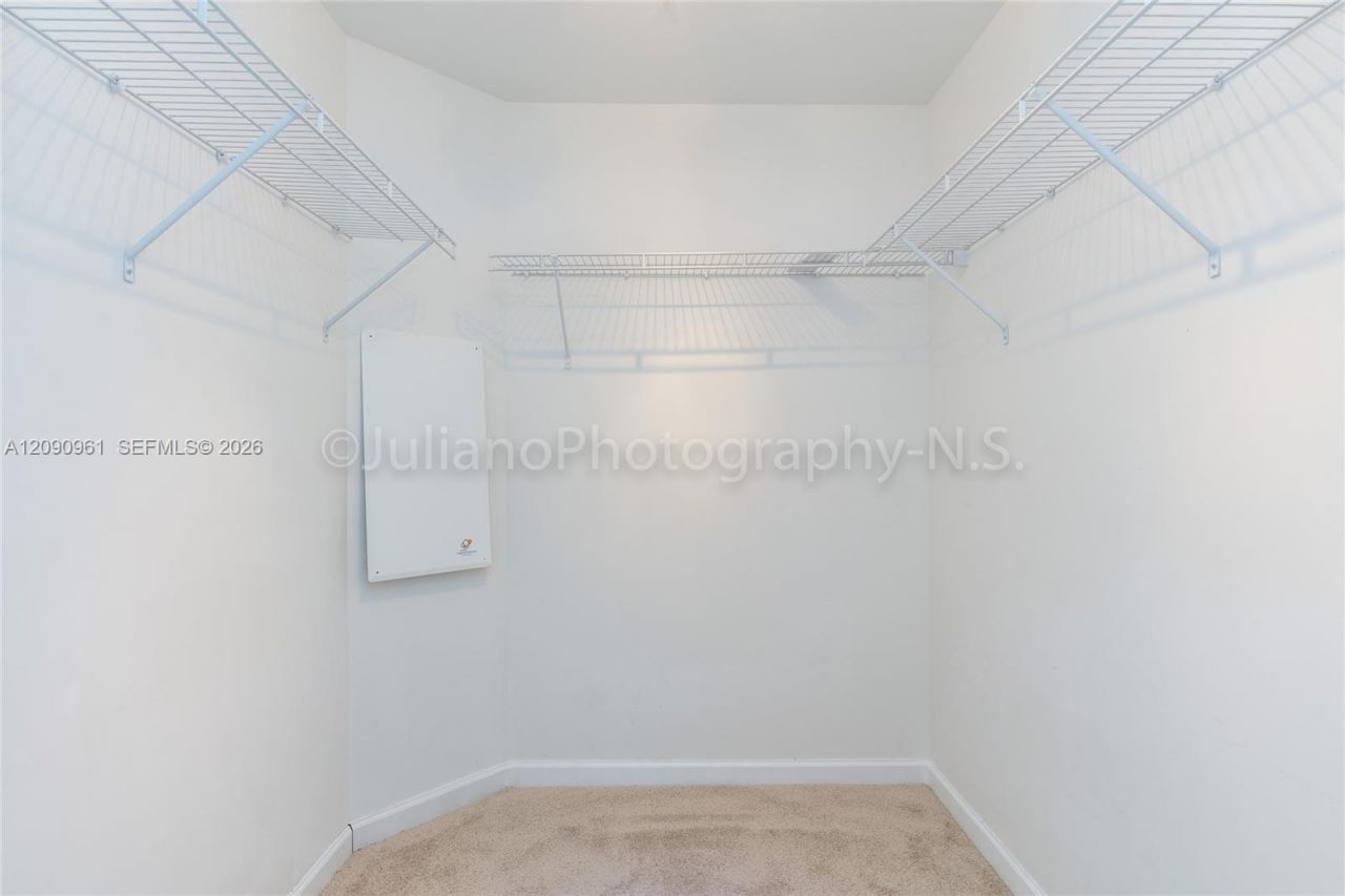 7910 Harbor Island Dr , Unit 507, North Bay Village, FL 33141 Photo