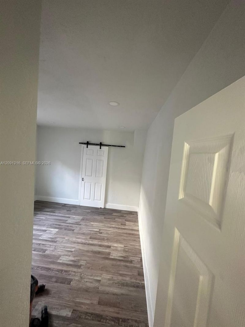 3047 SW 21st St , Unit 3047, Miami, FL 33145 Photo