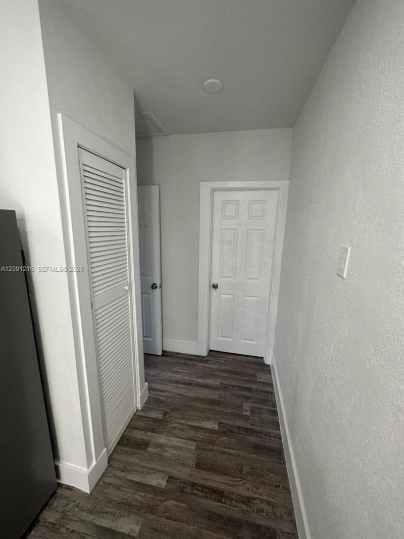 3047 SW 21st St , Unit 3047, Miami, FL 33145 Photo