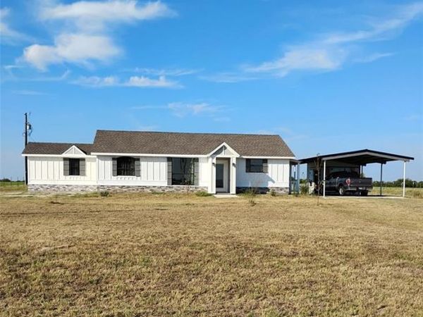 1999 County Road 3103, Edgewood, TX 75117