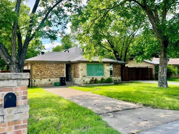 1111 Ervin Lane , Mesquite, TX 75149