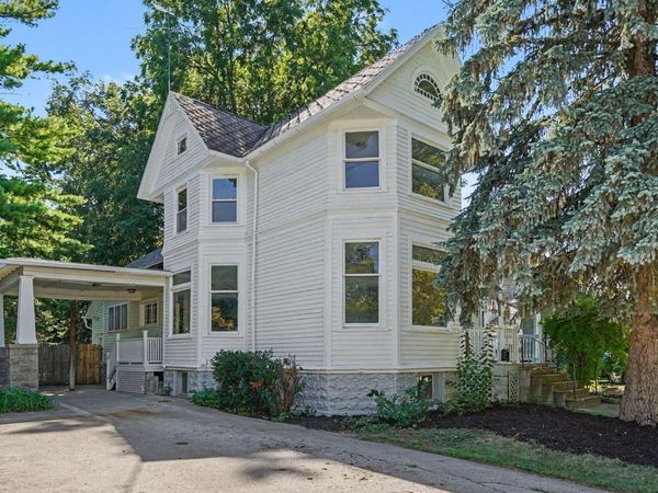 908 Mckinley Street, Bay City, MI 48708