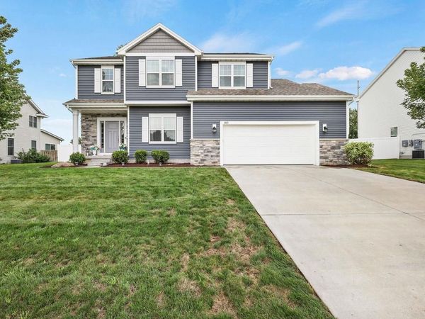 803 Liliana Terrace, Oregon, WI 53575