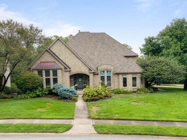 21506 Pinehurst Avenue, Elkhorn, NE 68022