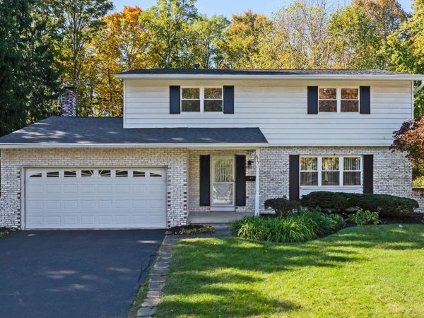 677 Timberlake Drive, Westerville, OH 43081