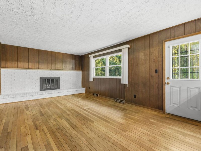 677 Timberlake Drive, Westerville, OH 43081 Photo 13