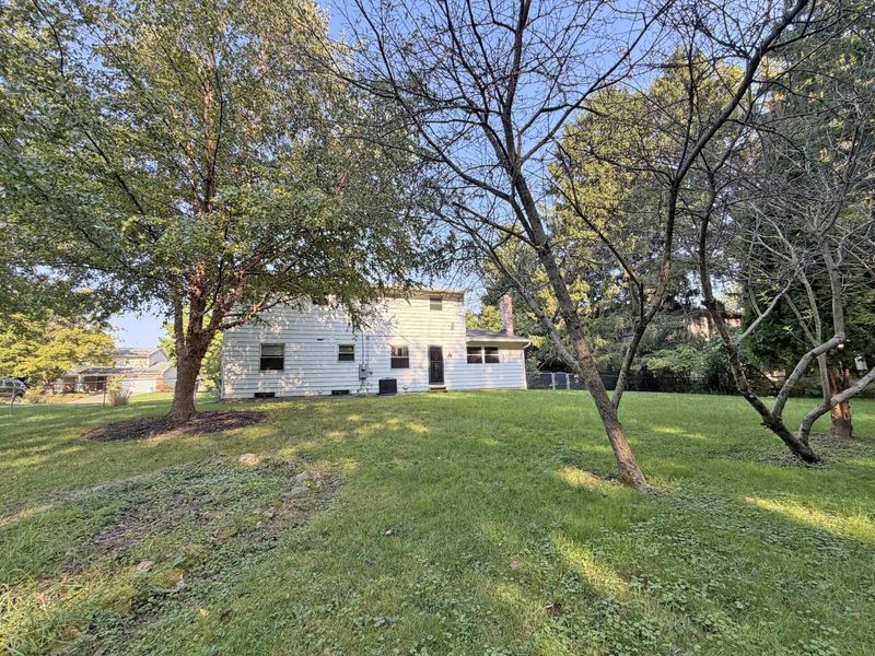 677 Timberlake Drive , Westerville, OH 43081 Photo 19