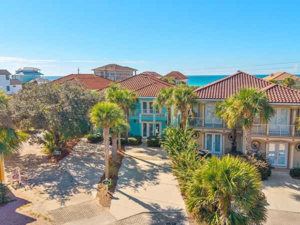 415 La Valencia Circle, Panama City Beach, FL 32413