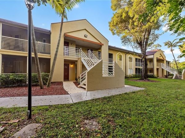 3170 Seasons WAY , Unit 814, ESTERO, FL 33928