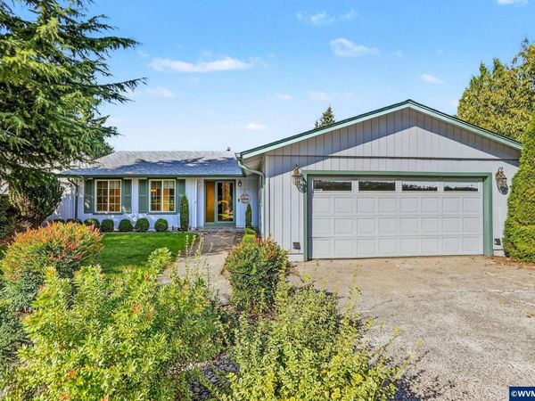 1575 Sandstone Ct S, Salem, OR 97306