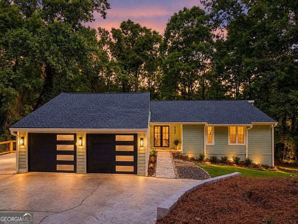 545 Longleaf Drive, Roswell, GA 30075
