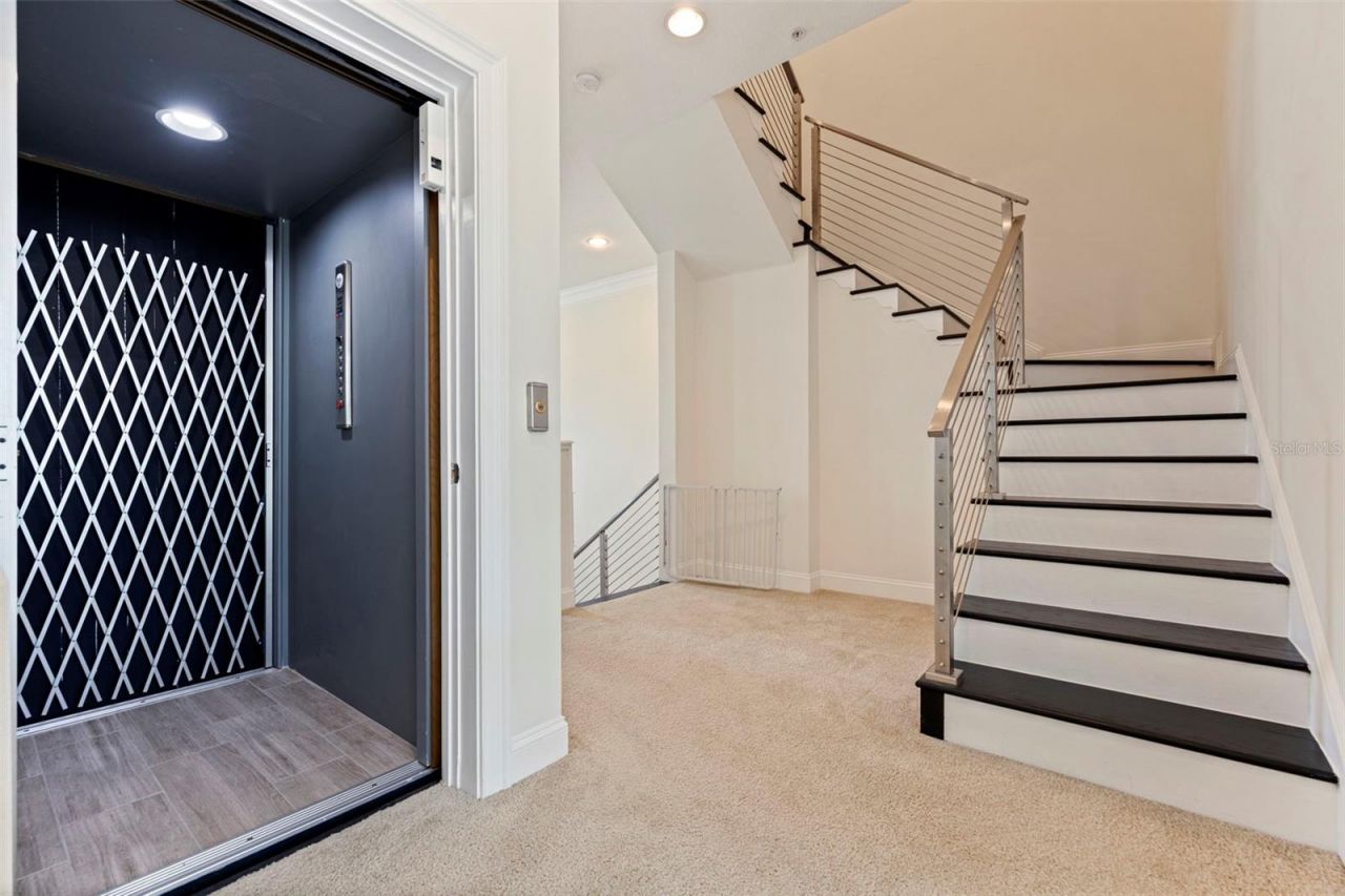 300 Newbury Place N, Saint Petersburg, FL 33716 Photo