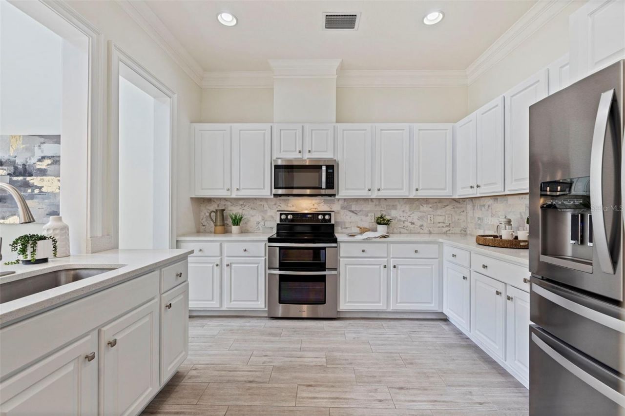 300 Newbury Place N, Saint Petersburg, FL 33716 Photo