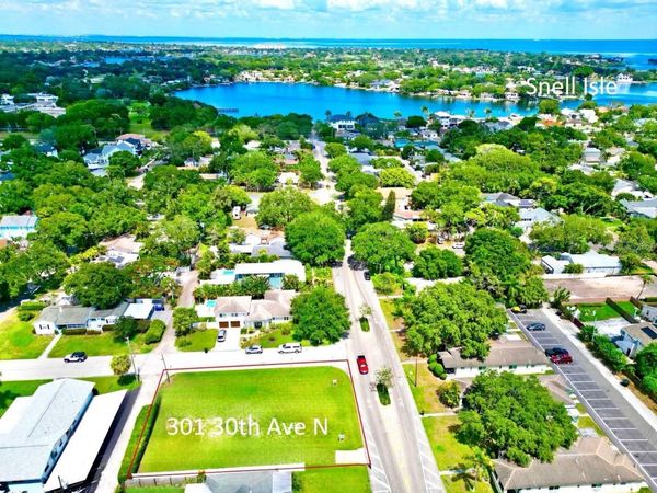 301 30TH AVENUE N, ST PETERSBURG, FL 33704