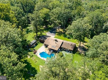 6157 WILSON ROAD, MARSHALL, VA 20115