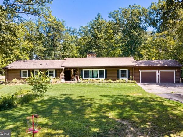 6157 WILSON ROAD, MARSHALL, VA 20115