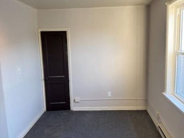 50 S QUEEN STREET, LITTLESTOWN, PA 17340
