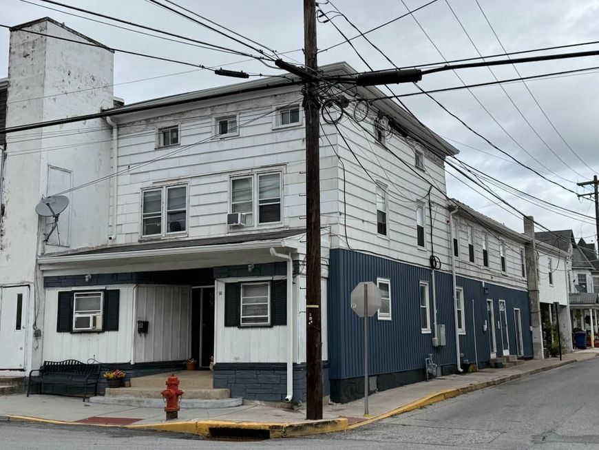 50 S Queen Street, Littlestown, PA 17340 Main Photo