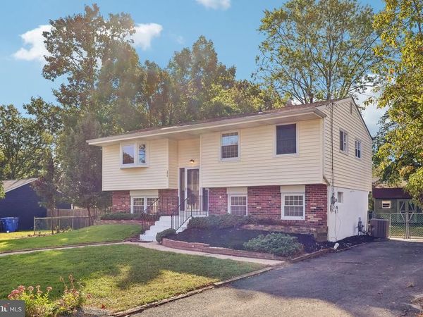 304 BLACKFOOT TRAIL, BROWNS MILLS, NJ 08015
