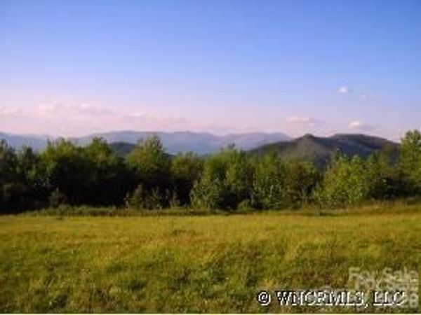 9999 Ebby Ridge Drive , Fairview, NC 28730