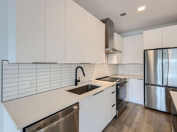 2220 Webberville RD, Unit 302, Austin, TX 78702