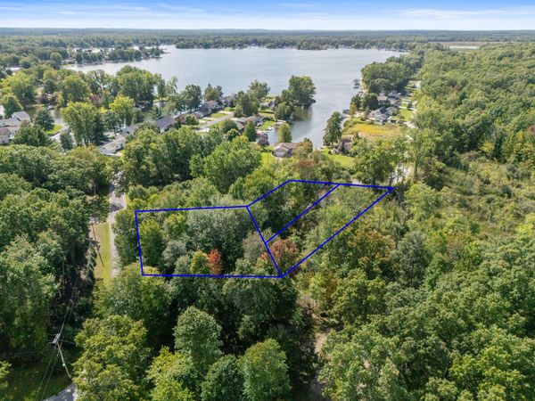 V/L Blackfoot Trail, Howard City, MI 49329
