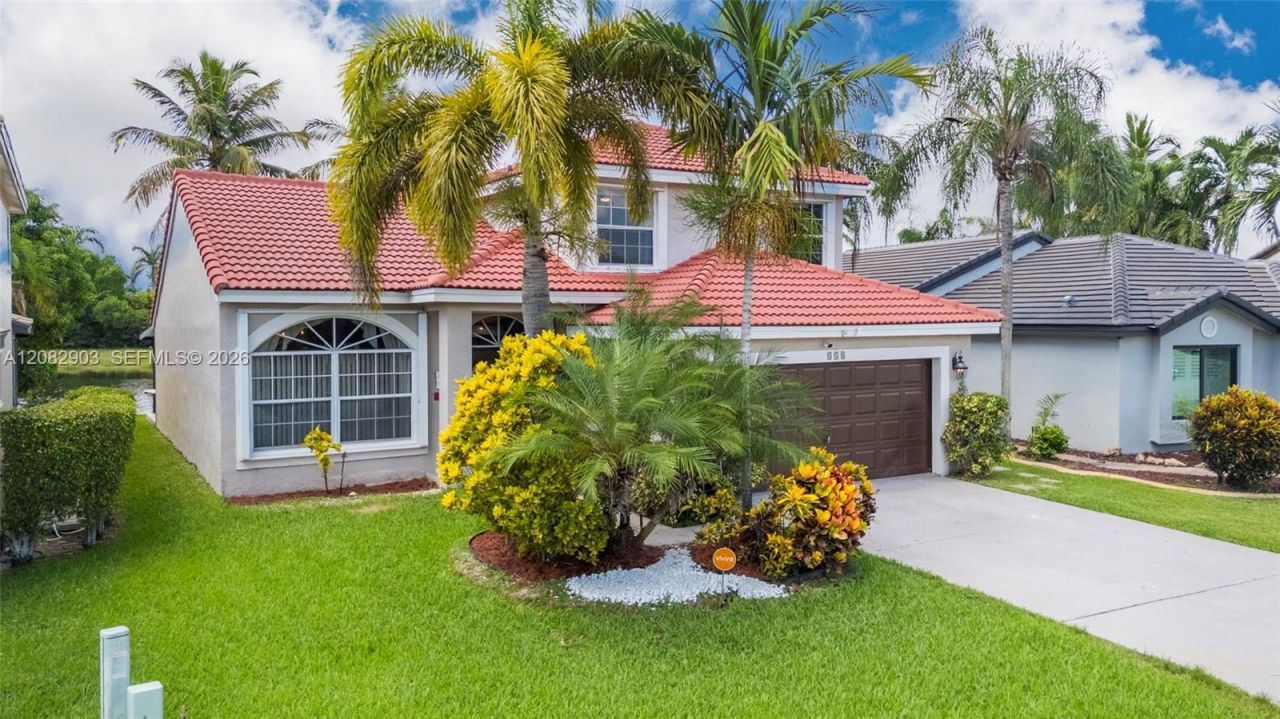 354 SW 183rd Way, Pembroke Pines, FL 33029 Photo