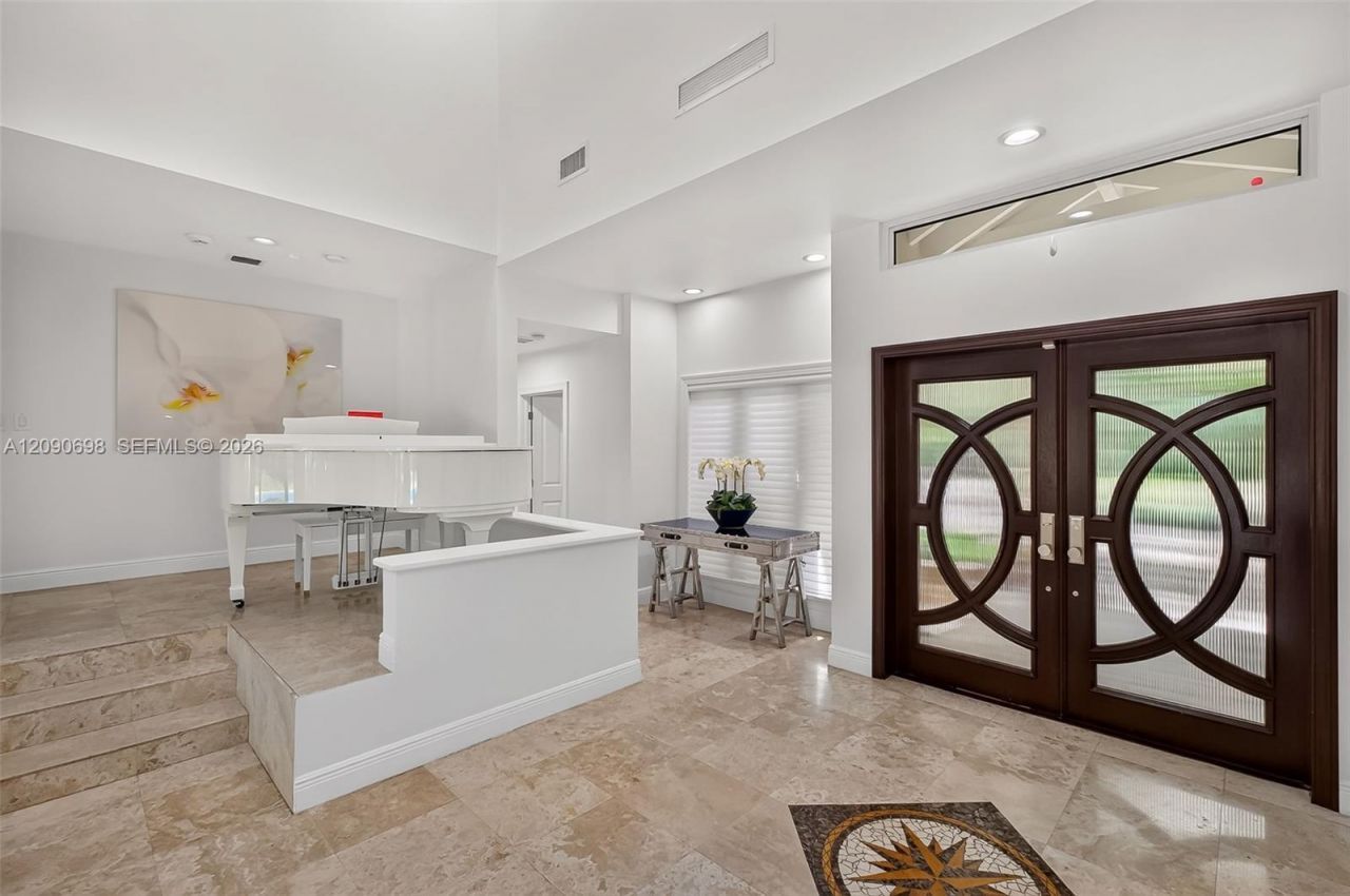 6915 SW 101st St, Pinecrest, FL 33156 Photo
