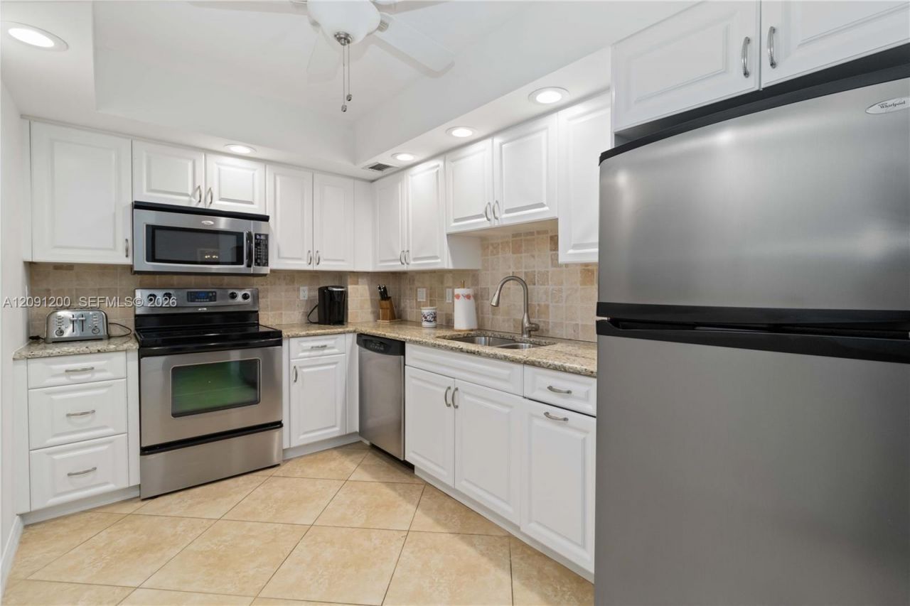 3450 S Ocean Blvd , Unit 2030, Palm Beach, FL 33480 Photo