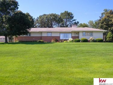 4635 HWY 136, Ruskin, NE 68974