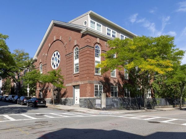 616 E Fourth Street, Unit 303, Boston, MA 02127