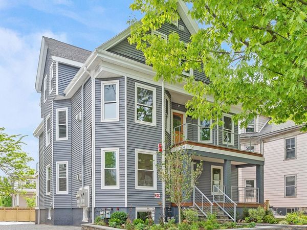 12 Foskett St, Unit 3, Somerville, MA 02144