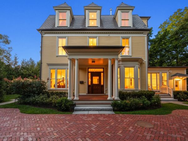68 Sparks Street, Cambridge, MA 02138