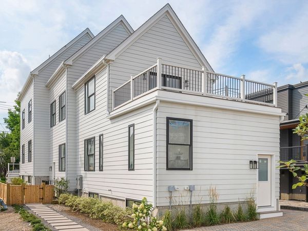60 Franklin St, Unit 2, Somerville, MA 02145
