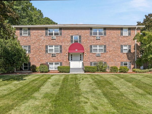 13 Cross Street, Unit 11, Chelmsford, MA 01863
